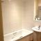 Spacious 1BD Orpington Flat, 20 min to Central LDN - Orpington