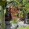 Shoaly House Cottage - A charming coastal escape