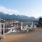 Patio Spring Holiday Inn -- Free round trip pick-up service --Panoramic view of Tianmen Mount - Čang-ťia-ťie