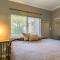 Lake Conroe Condo with Pool Access and Balcony! - Монтгомери