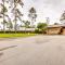 Lake Conroe Condo with Pool Access and Balcony! - Монтгомери