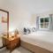 Elegant Molesey Apartment - Molesey