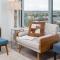 High Rise Retreat w City Skyline Views Shared Gym - 剑桥