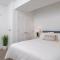 High Rise Retreat w City Skyline Views Shared Gym - 剑桥
