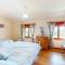 Awesome Home In St Saud Lacoussiere