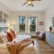 Family Paradise with Indoor Pool - وودلاند بارك