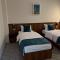 Hotel Shakhname
