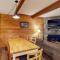 18 Winding Way - McHenry