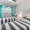 1 Mi to Beach Home with Patio and Grill in Hampton! - هامبتون
