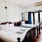 Domon Riverside Hotel