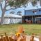 Villa Maris - Pet Friendly with Spa & Fire Pit