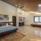 StayVista's Casa Ember - Relax with a Pool Table, Gazebo, and Inviting Swimming Pool - لونافالا