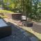 Modern Lakefront Oasis Relaxing Hot Tub Sauna Game Rooms Stunning Views! - 东斯特劳兹堡