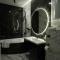 HIDE PARK Hotel - 文尼察