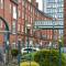 Modern Bright 3 Bedroom Apartment In Converted Brewery With Secure Undercover Gated Parking