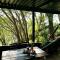Eagles Hide - Fish Eagles Cottage