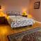 Right on the river- 4 bedroom house centre of town - Aigre