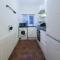 F1 Cozy 2 Bed Flat Opposite Olympia London Sleeps 5 People - 伦敦