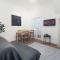 F1 Cozy 2 Bed Flat Opposite Olympia London Sleeps 5 People - 伦敦