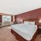 Invermere Inn & Suites
