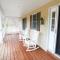 The Eagle House - Suttons Bay