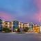 Best Western Plus Emerald Inn & Suites