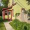 Retro-chic retreat in the heart of Wakefield - Wakefield