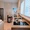 Beach Adjacent Apartment - Bluevista