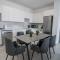 Hubstay - Rotiana Apartment with Jacuzzi, Larnaca - Aradhippou