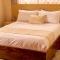 Refreshing 2 bedroom gateway in Sand Grains Residences A08 - Namulanda