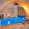 Cappa Via Cave Hotel