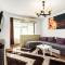 Stone Gate Apartment #2