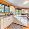 Near Lake Gaston Unique Home with Deck and Fire Pit! - Bracey