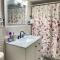 Cozy Home in Cheektowaga - Buffalo