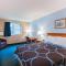 Super 8 by Wyndham East Stroudsburg - Poconos