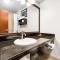 Best Western Plus Parkway Inn - ويلسونفيل
