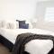 The Travers Townhouse - Central Comfort