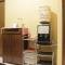 Spacious and Stylish 1BR Gateway Ahmad Yani Cicadas Apartment By Travelio - 万隆