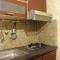 Spacious and Stylish 1BR Gateway Ahmad Yani Cicadas Apartment By Travelio - 万隆