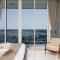 Maison Privee - Modern Business Bay Retreat with Dubai Canal Views