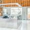 Grand Suffolk Barn Conversion - Chelsworth