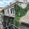 Rooftops view between Pantheon and Navona - روما