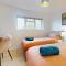 Parlaunt House - 3 bedroom with Free parking - Slough