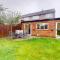 Parlaunt House - 3 bedroom with Free parking - Slough