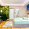 Trio Loft on the Boulevard with AC by NW - بودابست