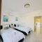 Queens Gardens Paradise Vip, Pool, Mall, Sea