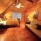 Sophie's Choice ~ Secluded Luxury Log Cabin w/ Hot Tub + Pool Table - 布赖森城