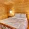 5 Mi to Blue Ridge Lake Cabin with Fire Pit! - Morganton