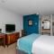 Tonquin Inn