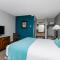 Tonquin Inn